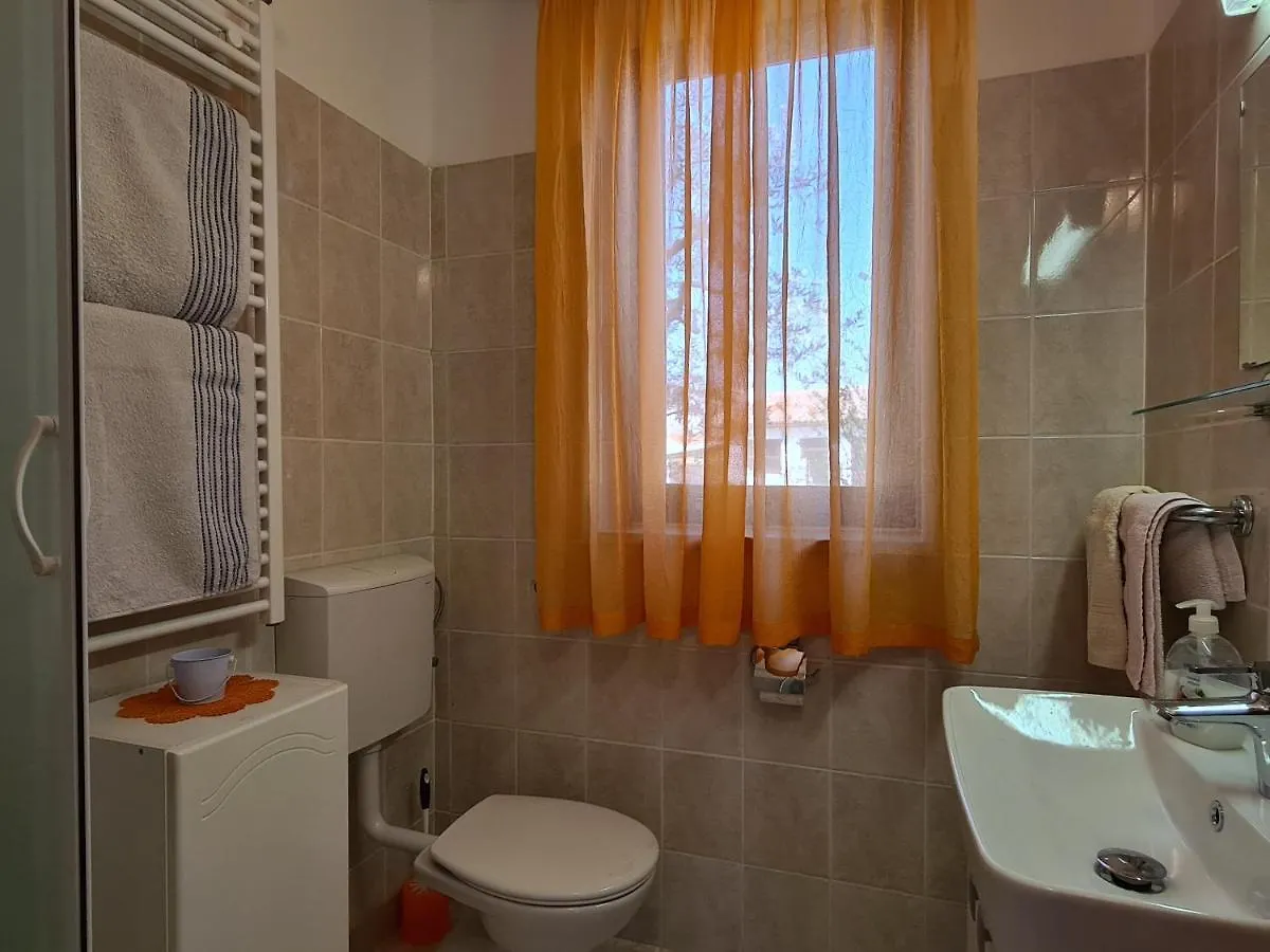 Apartments Ruzica 743 Pomer Croatia
