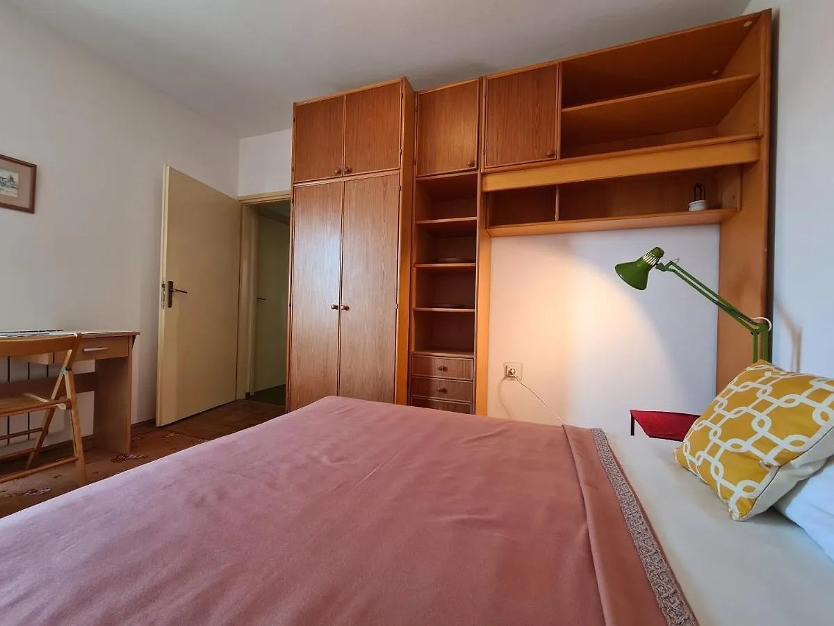 Apartments Ruzica 743 Pomer