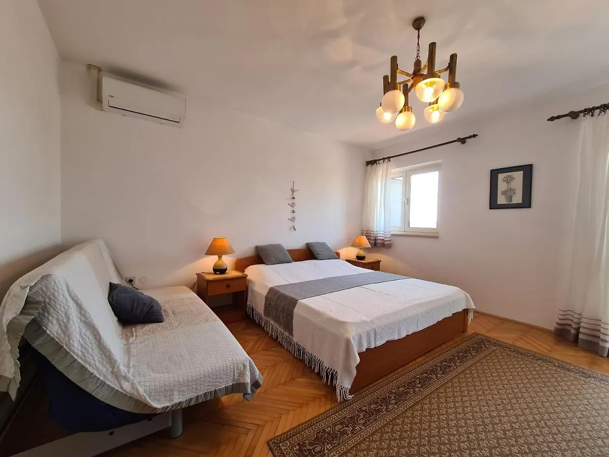 Apartments Ruzica 743 Pomer Croatia