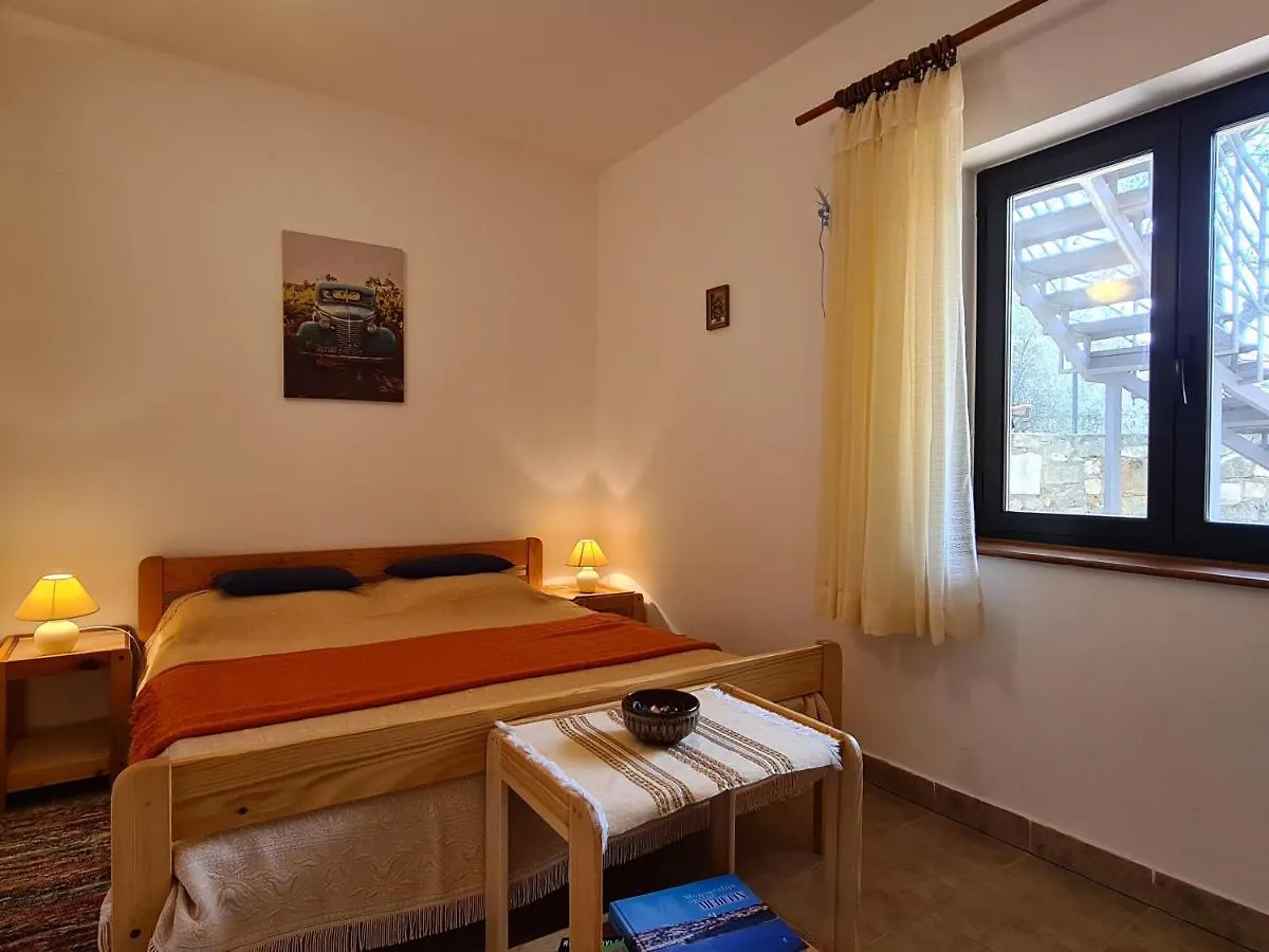 Apartments Ruzica 743 Pomer